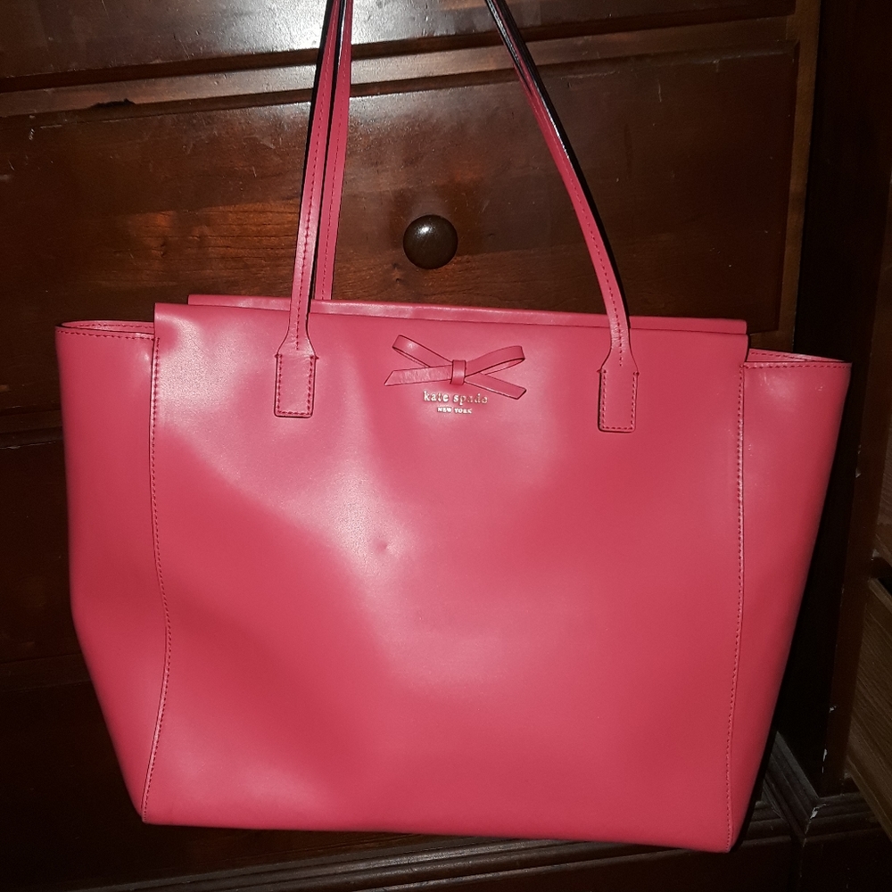 Coral Kate Spade Tote (pls read description)